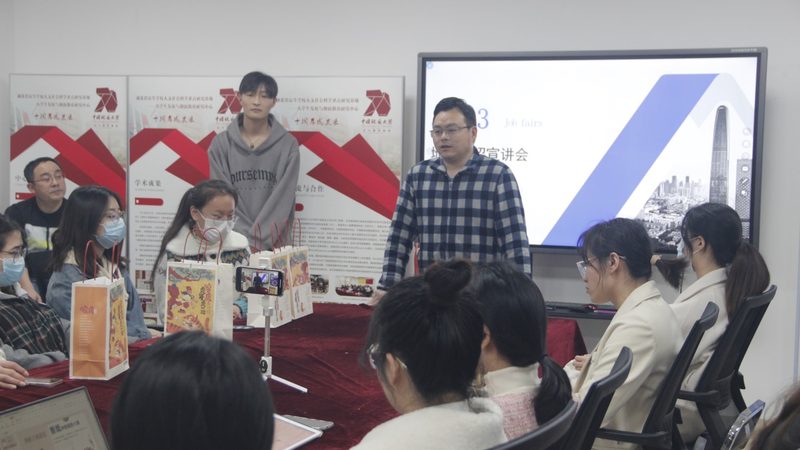 行业现状：职业培训市场蓬勃发展，但质量参差不齐