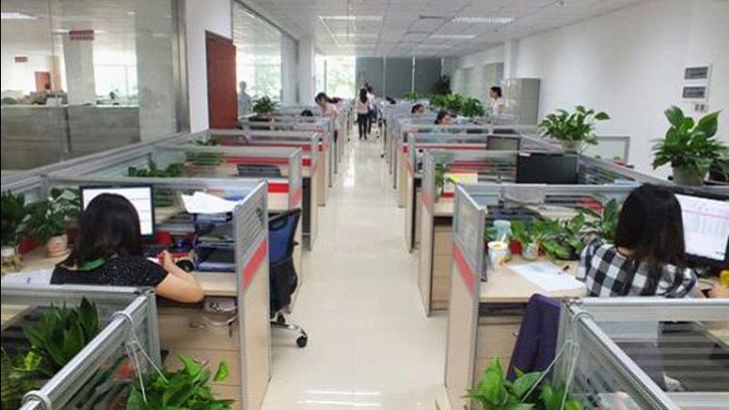 职业培训机构的费用通常由以下几个部分构成：